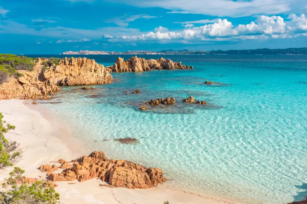 Spiaggia Rosa di Budelli, una delle spiagge più belle della Sardegna