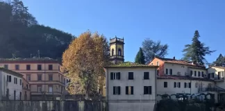 Bagni di Lucca veduta del borgo sul torrente lima